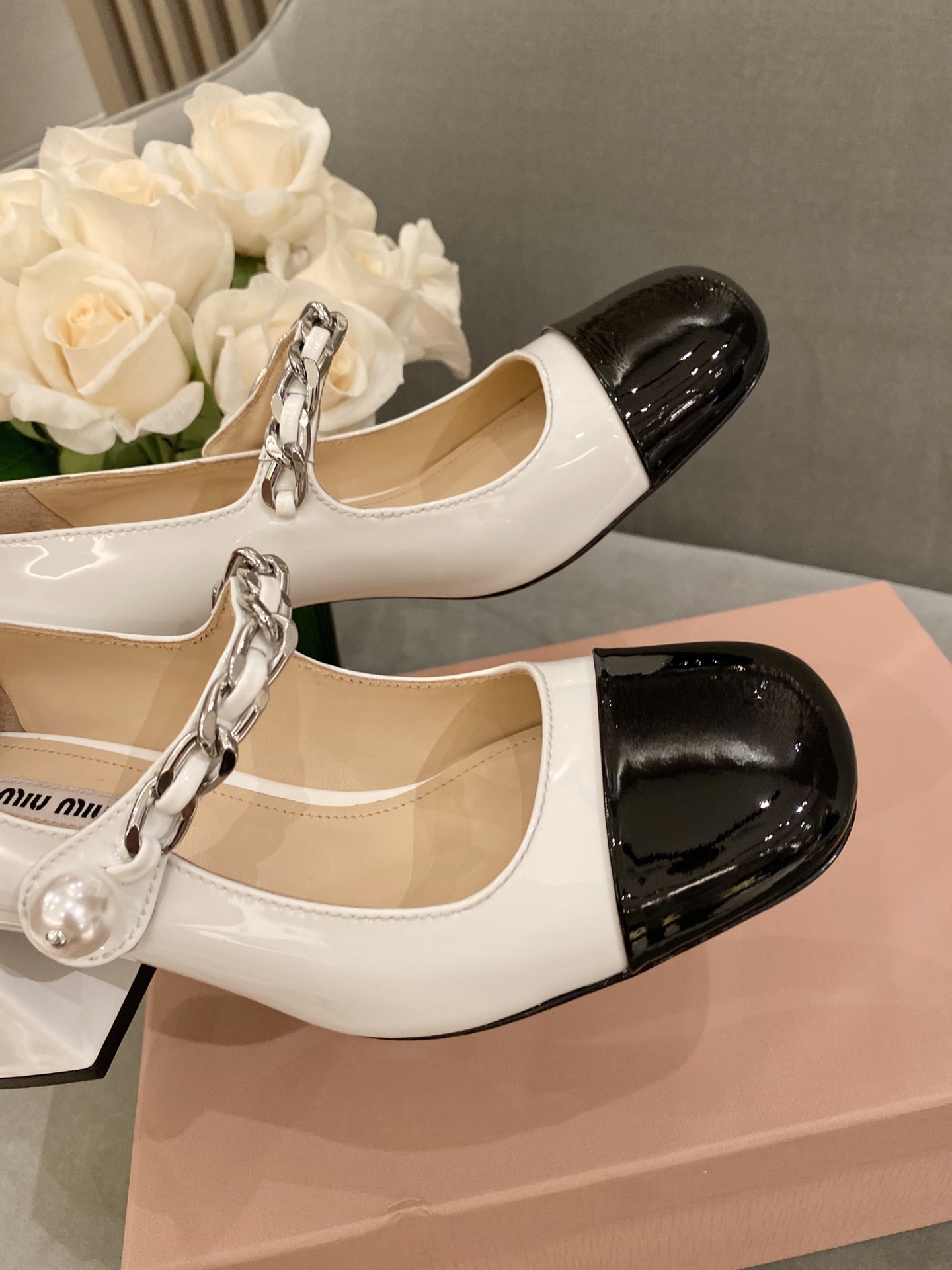 Women's high heels